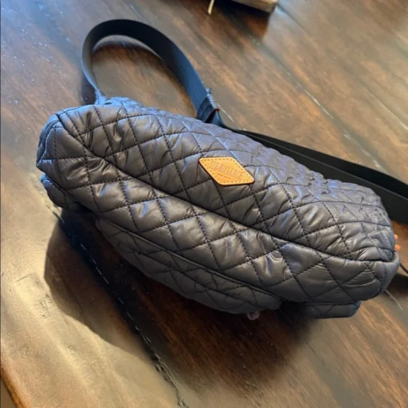 MZ WALLACE limited edition metro sling bag - Picture 5 of 9